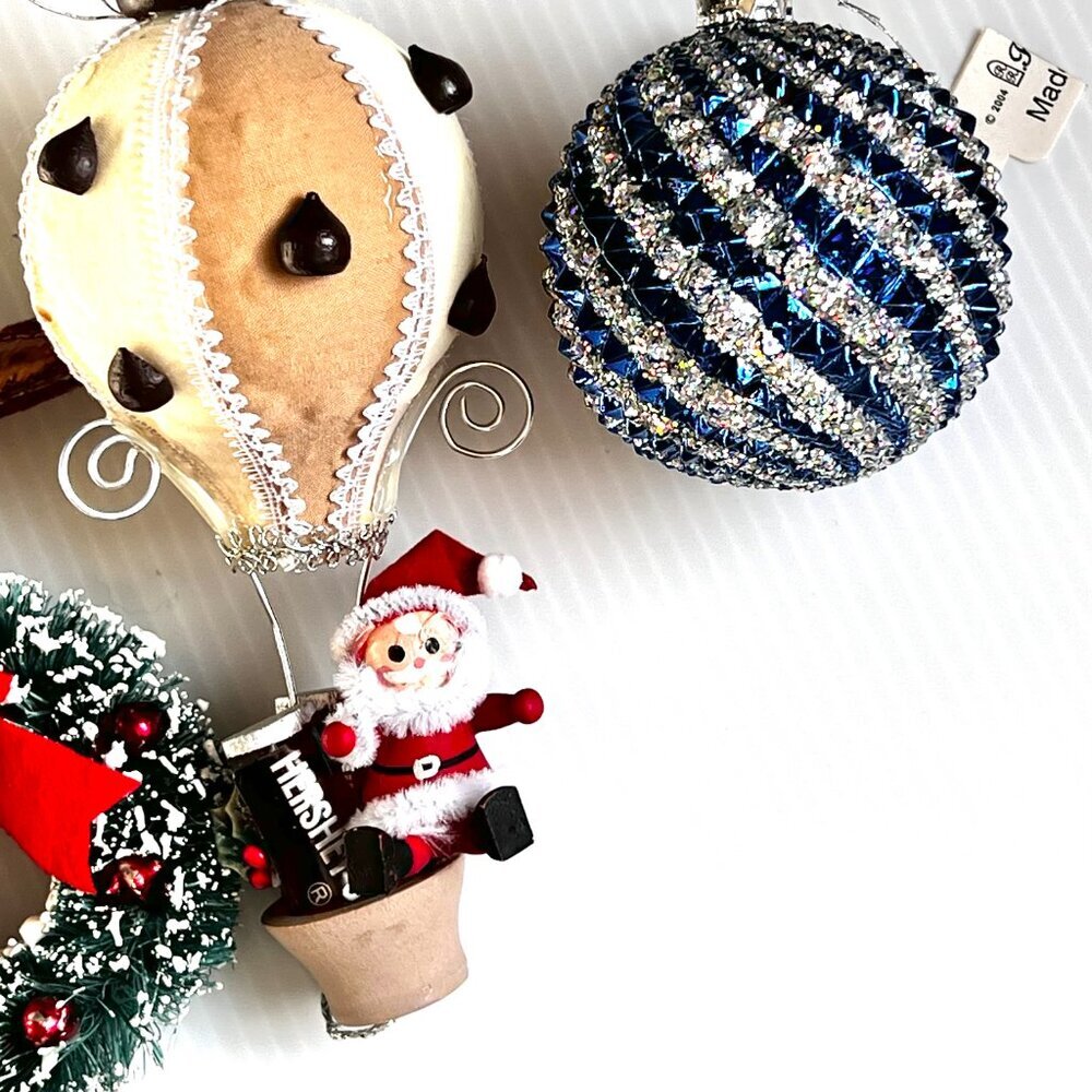 4) HOLIDAY ORNAMENTS - RARE VINTAGE! - Picture 8 of 15
